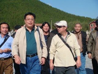 与范扬导师在慕田峪写生
